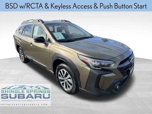Certified 2025 Subaru Outback Premium image 1