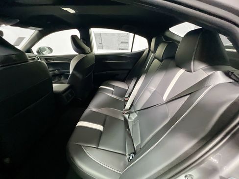 New 2026 Toyota Camry SE image 29