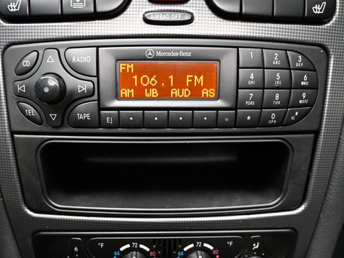 Used 2003 Mercedes-Benz C 230 Sedan image 13