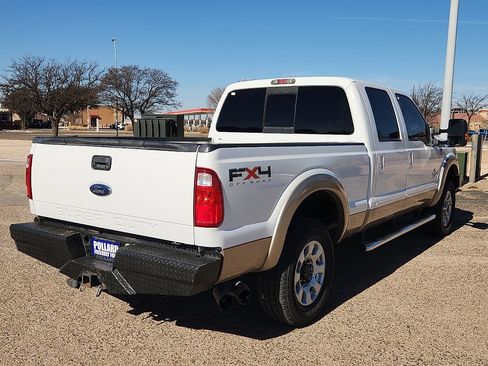 Used 2011 Ford F250 Lariat w/ Lariat Interior Pkg image 3