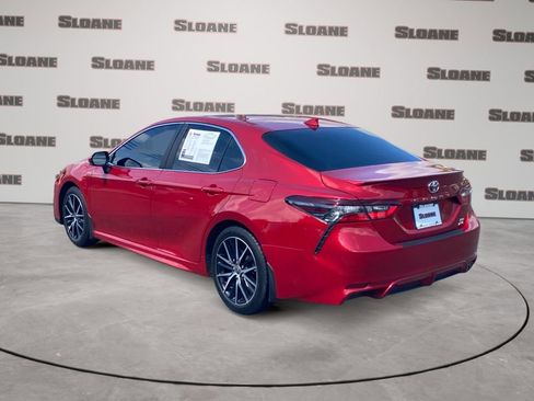 Used 2021 Toyota Camry SE w/ Cold Weather Package AWD/4WD image 3