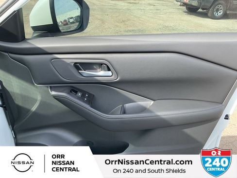 New 2026 Nissan Rogue SV w/ Cold Weather Package image 10