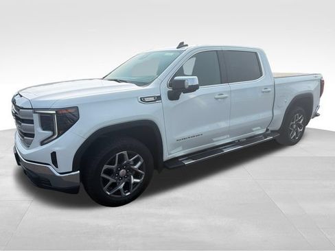 Used 2022 GMC Sierra 1500 SLE AWD/4WD image 1