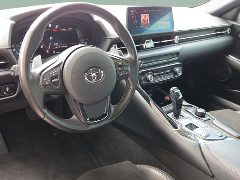 Used 2022 Toyota Supra RWD image 11