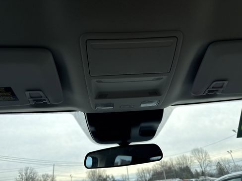 Used 2023 Ford Maverick Lariat w/ Lariat Luxury Package image 28