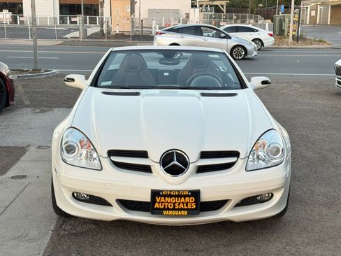 Used 2007 Mercedes-Benz SLK 350 image 3