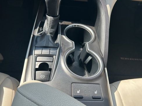 Used 2021 Toyota Camry XLE image 28