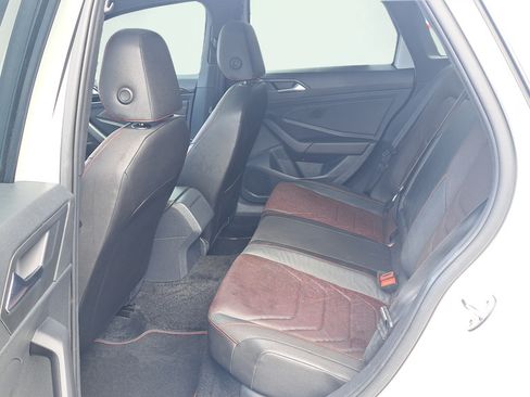 Used 2023 Volkswagen Jetta GLI Autobahn FWD image 12