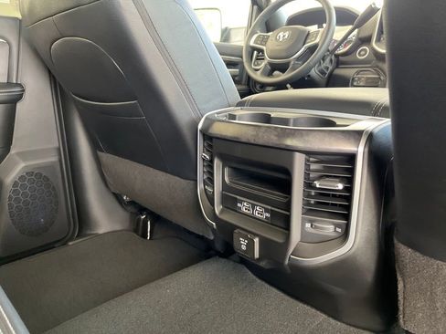 New 2022 RAM 2500 Big Horn w/ Level C Equiment Group image 26