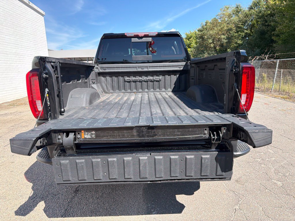 Used 2022 GMC Sierra 2500 Denali w/ Denali Ultimate Package AWD/4WD image 19