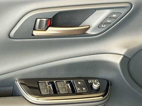 New 2026 Toyota Crown Signia AWD/4WD image 23