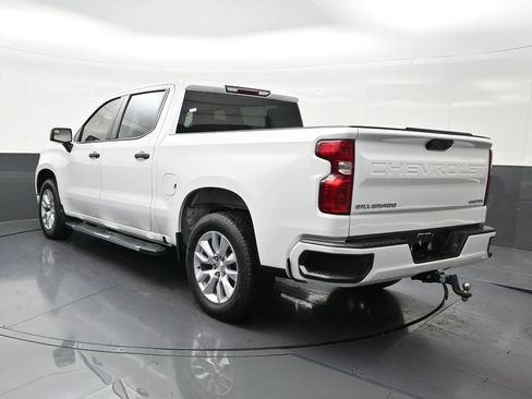 Used 2022 Chevrolet Silverado 1500 Custom RWD image 3