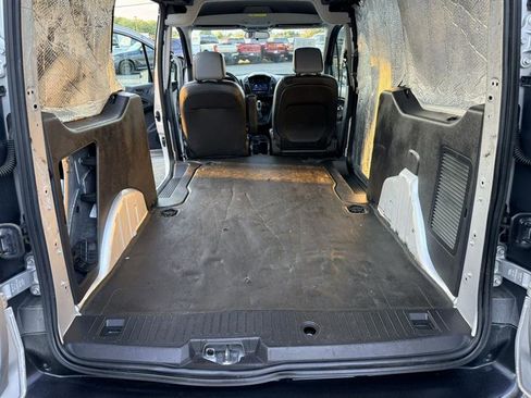 Used 2017 Ford Transit Connect XL FWD image 9