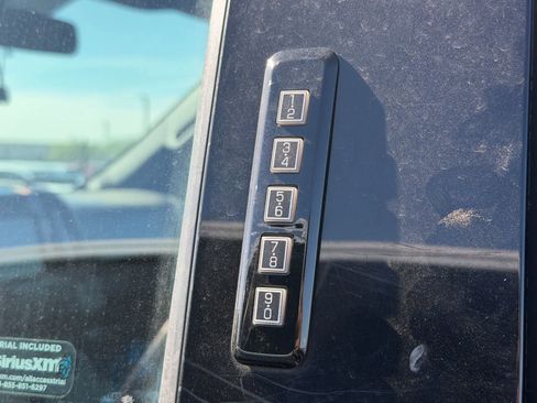 Used 2018 Ford F150 XLT AWD/4WD image 7