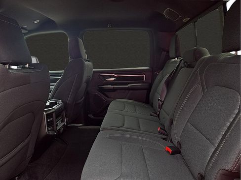 Used 2025 RAM 1500 Big Horn AWD/4WD image 9