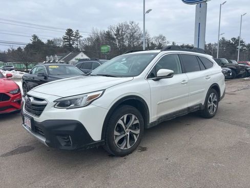 Used 2021 Subaru Outback Limited XT image 1