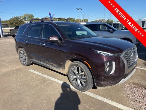 Used 2021 Hyundai Palisade Limited image 3