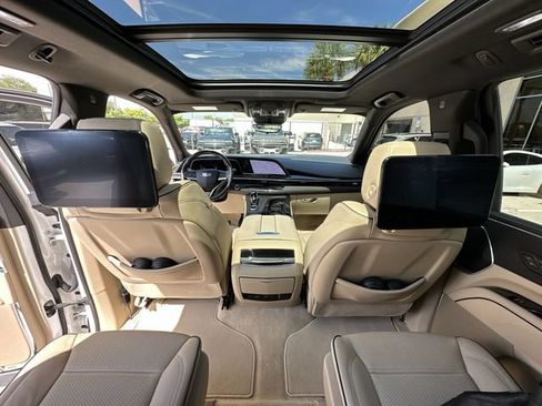 Certified 2024 Cadillac Escalade ESV Premium Luxury RWD image 32