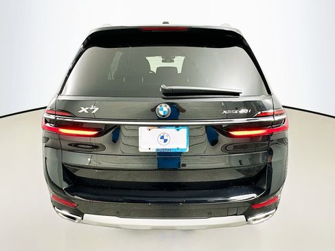 New 2026 BMW X7 xDrive40i w/ Premium Package image 6