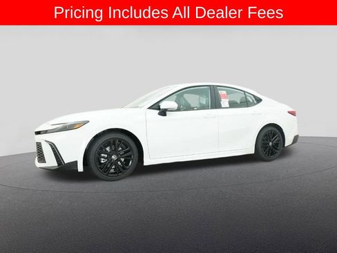 New 2026 Toyota Camry SE FWD image 18