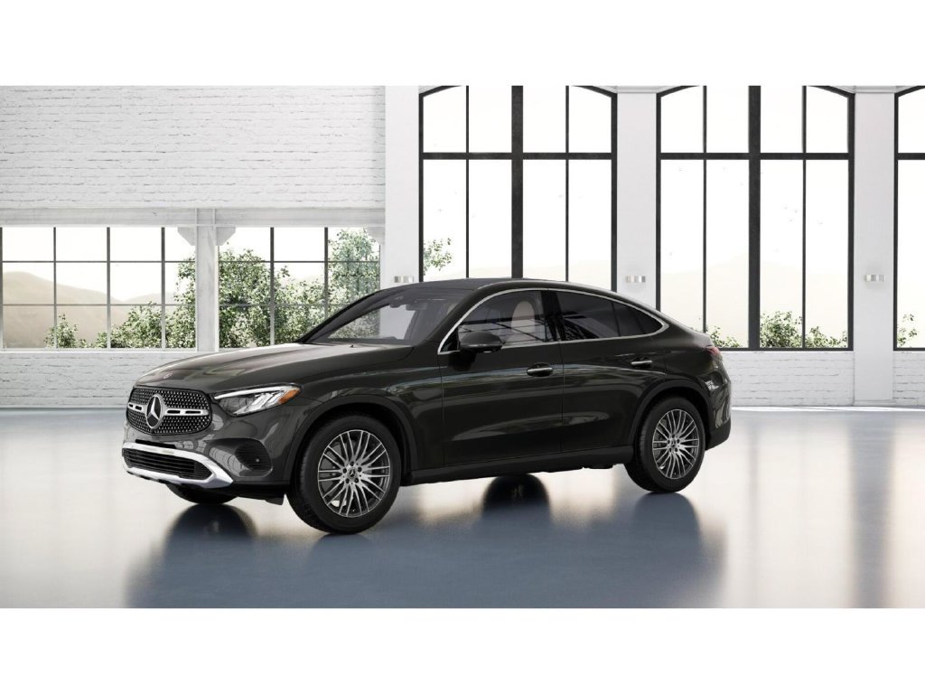 Used 2025 Mercedes-Benz GLC 300 4MATIC image 38