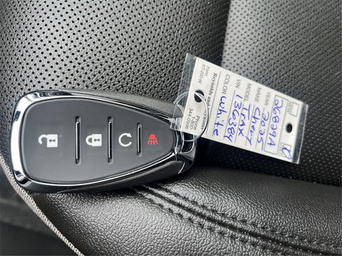 Used 2025 Chevrolet Trax ACTIV w/ Driver Confidence Package image 33