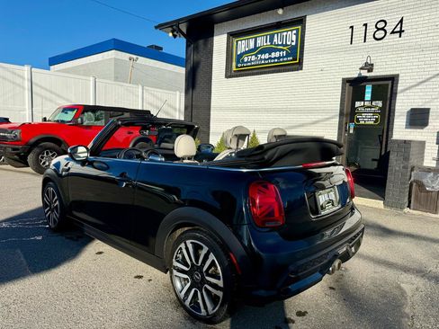 Used 2023 MINI Cooper S w/ Signature Upholstery Package FWD image 5