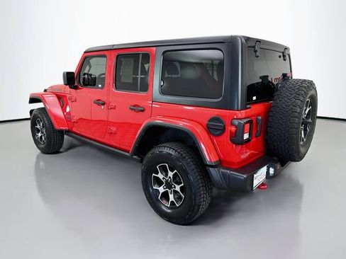 Used 2022 Jeep Wrangler Unlimited Rubicon AWD/4WD image 5