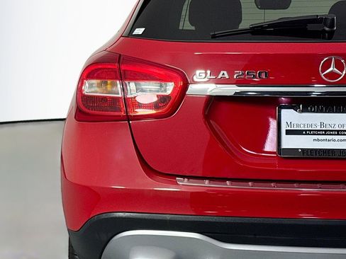 Used 2018 Mercedes-Benz GLA 250 4MATIC image 14