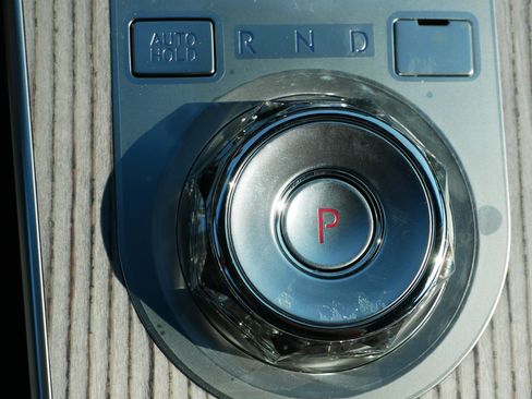 New 2025 Genesis GV80 3.5T Prestige image 9