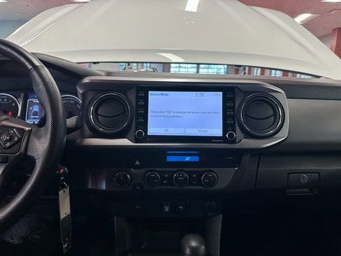 Used 2022 Toyota Tacoma SR5 image 22