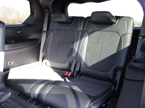 Used 2023 Jeep Grand Cherokee L Laredo image 24