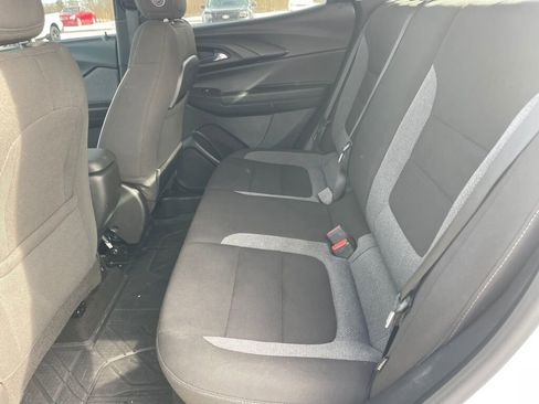 Used 2021 Chevrolet TrailBlazer LT w/ Convenience Package image 14