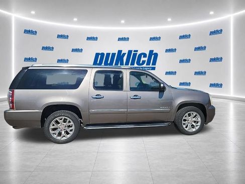Used 2011 GMC Yukon XL Denali AWD/4WD image 6