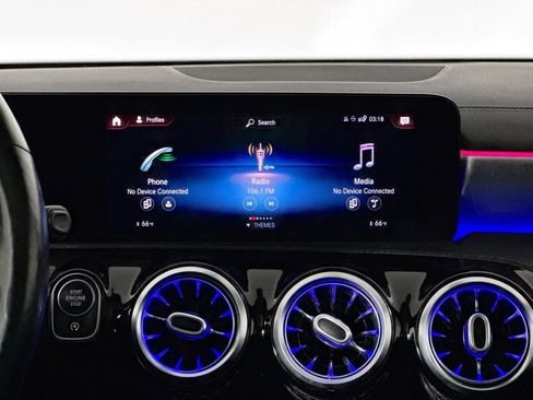 Used 2021 Mercedes-Benz CLA 250 4MATIC image 27