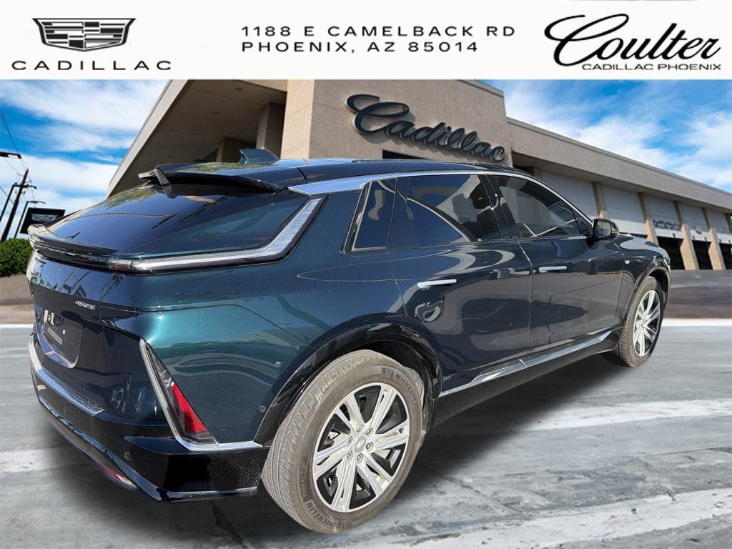 Certified 2024 Cadillac Lyriq Tech w/ Driver Assist Package RWD image 11