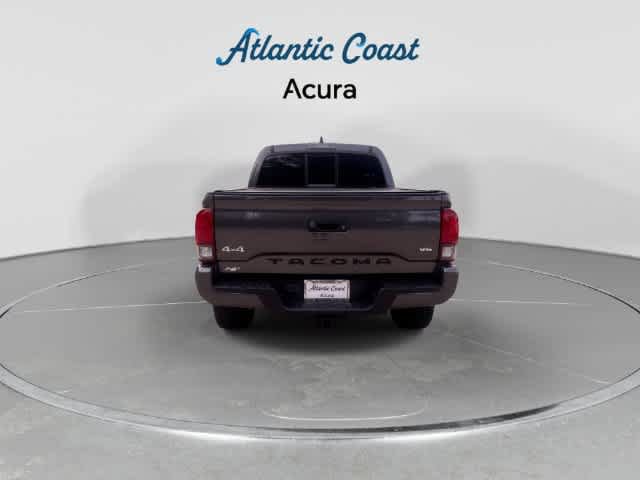 Used 2022 Toyota Tacoma SR AWD/4WD image 7