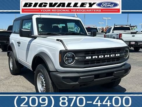 New 2026 Ford Bronco 2-Door AWD/4WD image 1