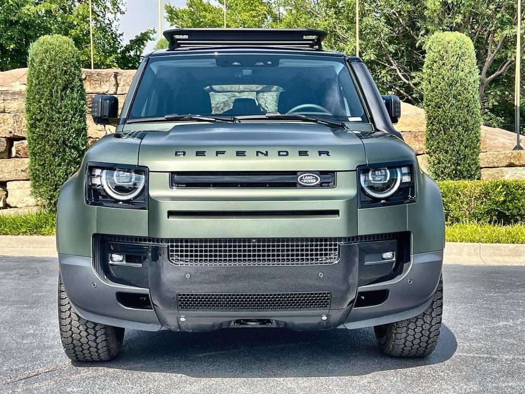 New 2026 Land Rover Defender 110 S AWD/4WD image 8
