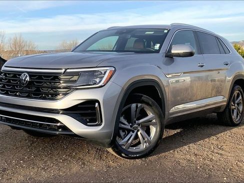 Used 2024 Volkswagen Atlas Cross Sport SEL R-Line image 1