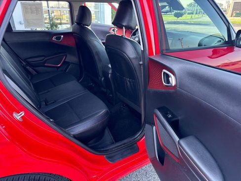 Used 2020 Kia Soul GT-Line Turbo FWD image 27