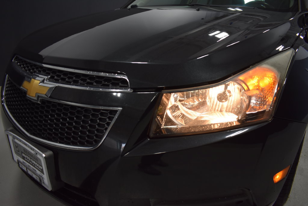 Used 2012 Chevrolet Cruze LT w/ RS Package FWD image 11