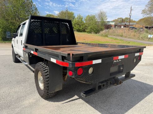 Used 2001 Ford F350 4x4 Crew Cab Super Duty image 3