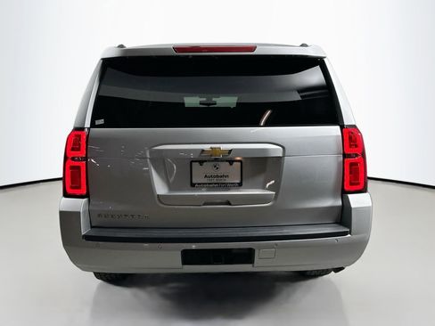 Used 2019 Chevrolet Suburban LS image 7