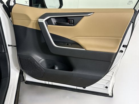 Used 2024 Toyota RAV4 LE image 30