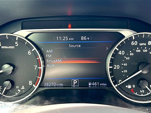 Used 2025 Nissan Altima 2.5 SV FWD image 25