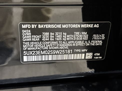 Certified 2025 BMW X7 xDrive40i w/ Executive Package image 38