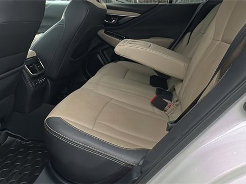 Used 2022 Subaru Outback Limited image 21