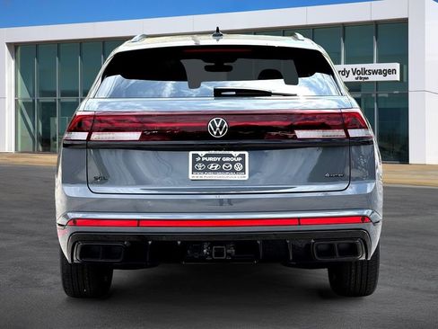 New 2026 Volkswagen Atlas Cross Sport SEL R-Line AWD/4WD image 7