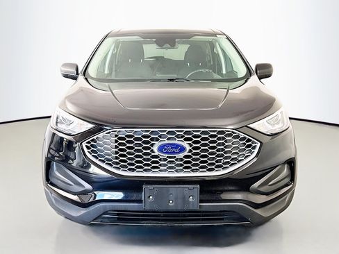 Used 2024 Ford Edge SE AWD/4WD image 2